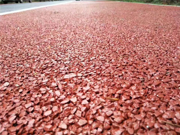 ��Ȼ¶���ϵ�ƺ